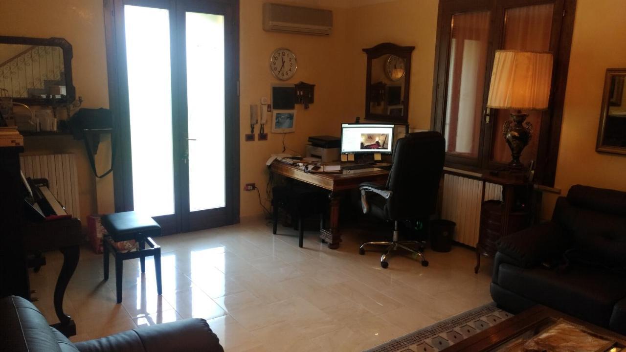 Ca' Le Rose Bed & Breakfast Bagnolo San Vito Exterior photo